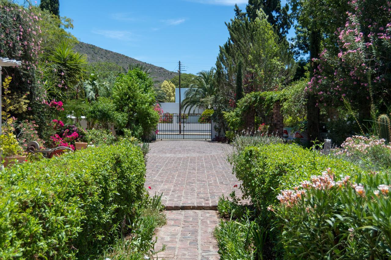 Graaff-Reinet Somerset Stables מראה חיצוני תמונה